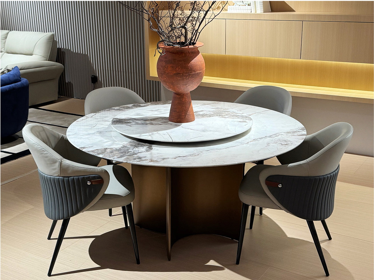 Dining Room 01