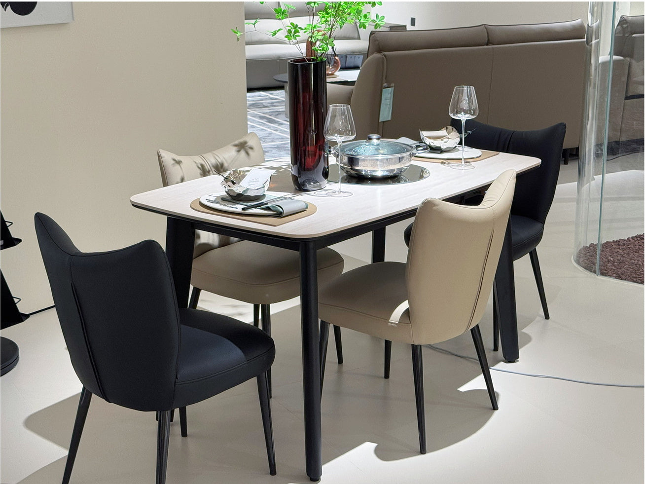 Dining Room 05