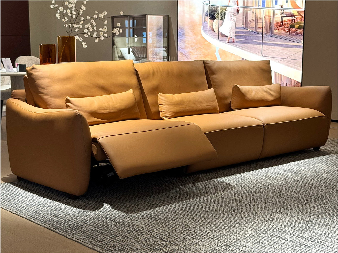 Living Room 02