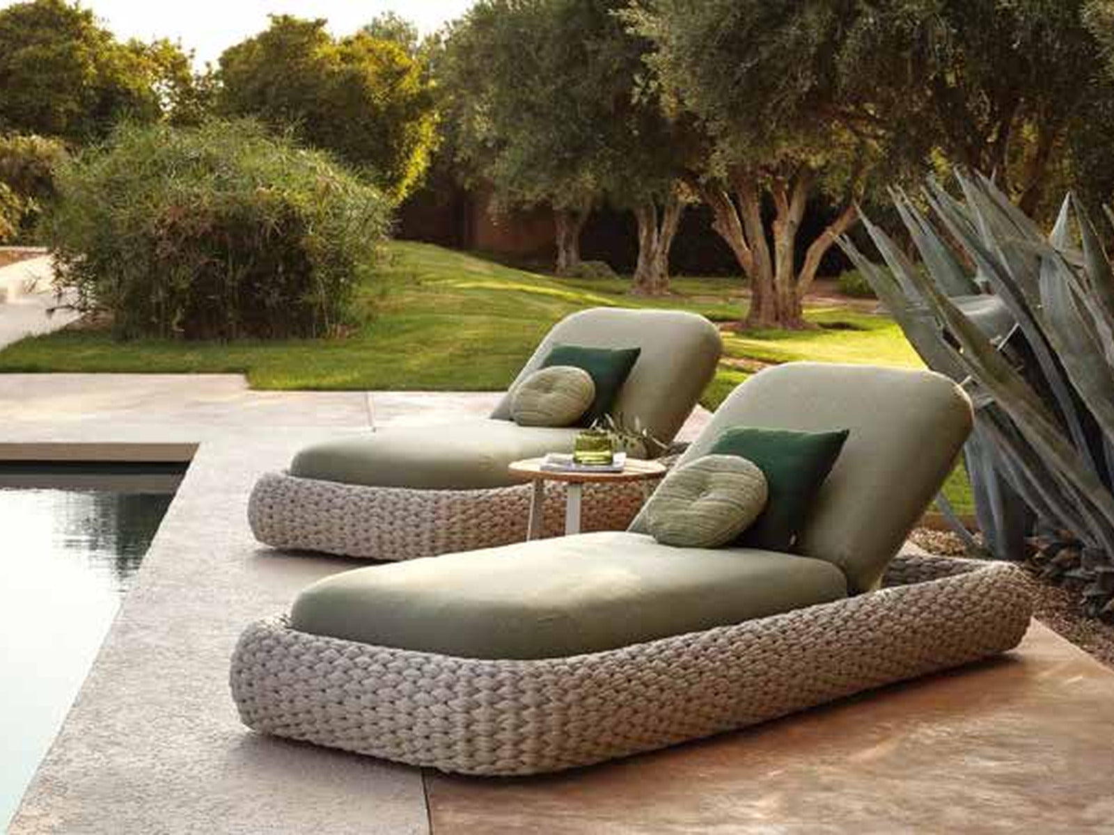 Outdoor Furniture 13